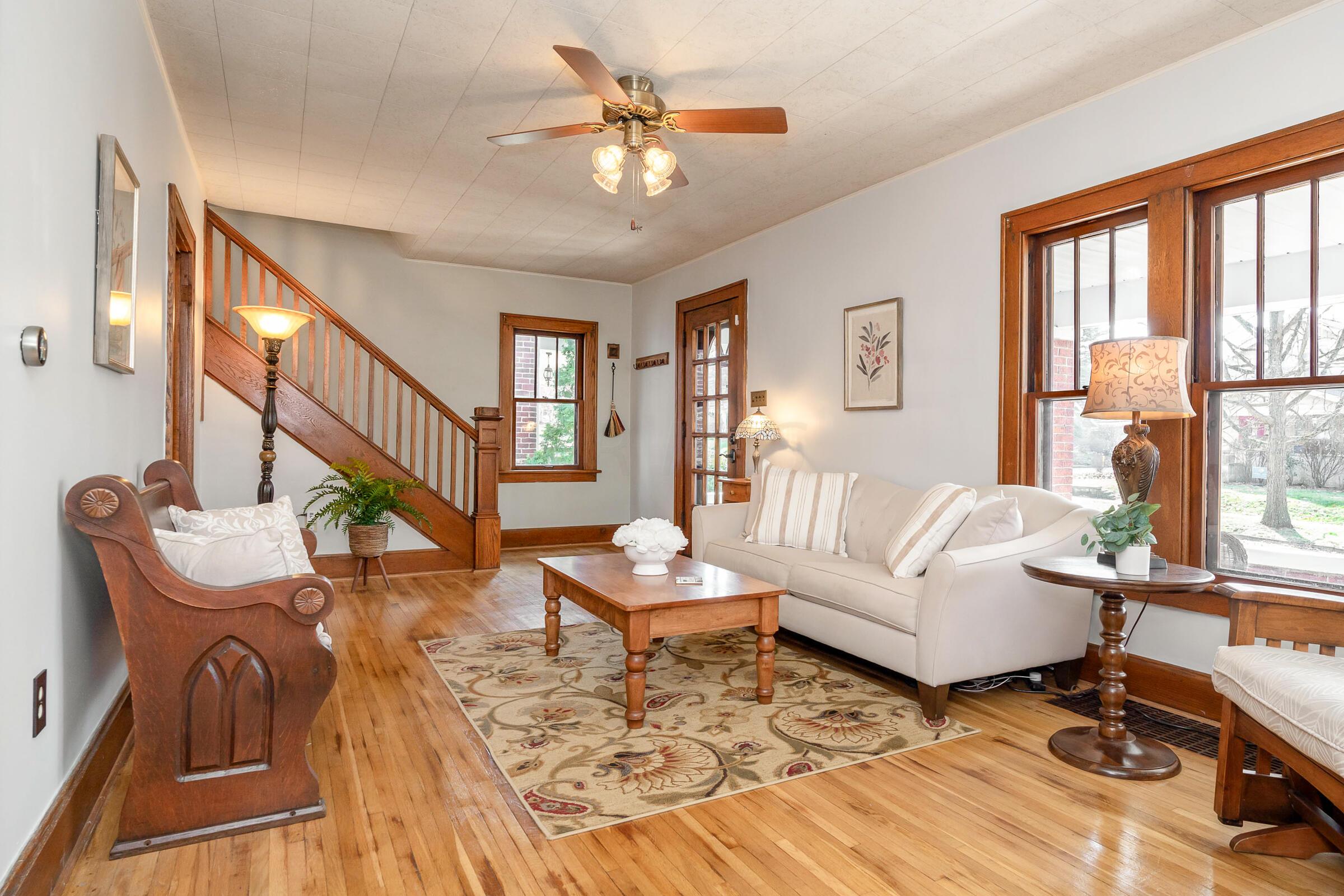 132 Chatham Road Columbus, OH 43214 - Photo 6 of 41 The hardwood floors flow throughout the entry level of this beautiful property.