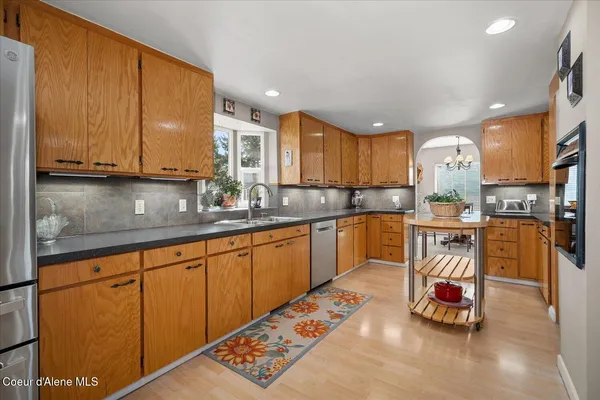$1,300,000 | 7520 North Mt Carrol Street, Dalton Gardens, ID 83815