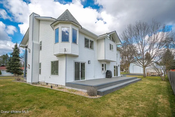 $1,300,000 | 7520 North Mt Carrol Street, Dalton Gardens, ID 83815