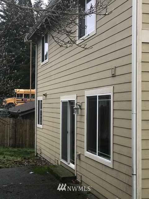 744 Sylvan Way Bremerton, WA 98310 - Photo 23 of 24 Gallery Image 23