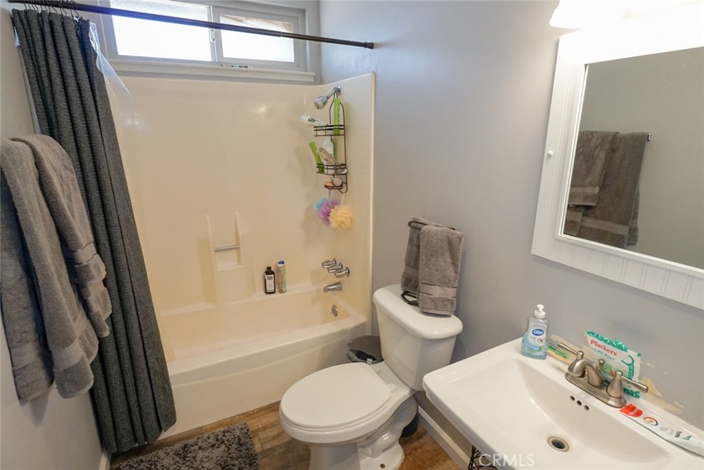 21018 Little Beaver Road Apple Valley, CA 92308 - Photo 17 of 28