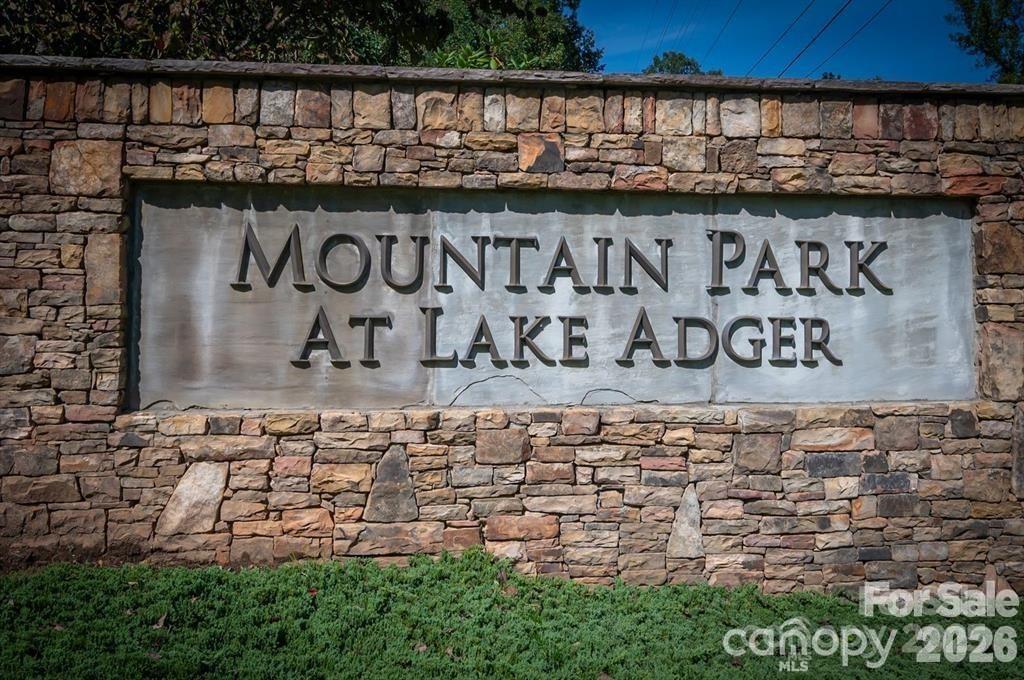 26 Mountain Parkway, Unit 26 Mill Spring, NC 28756 - Photo 1 of 7