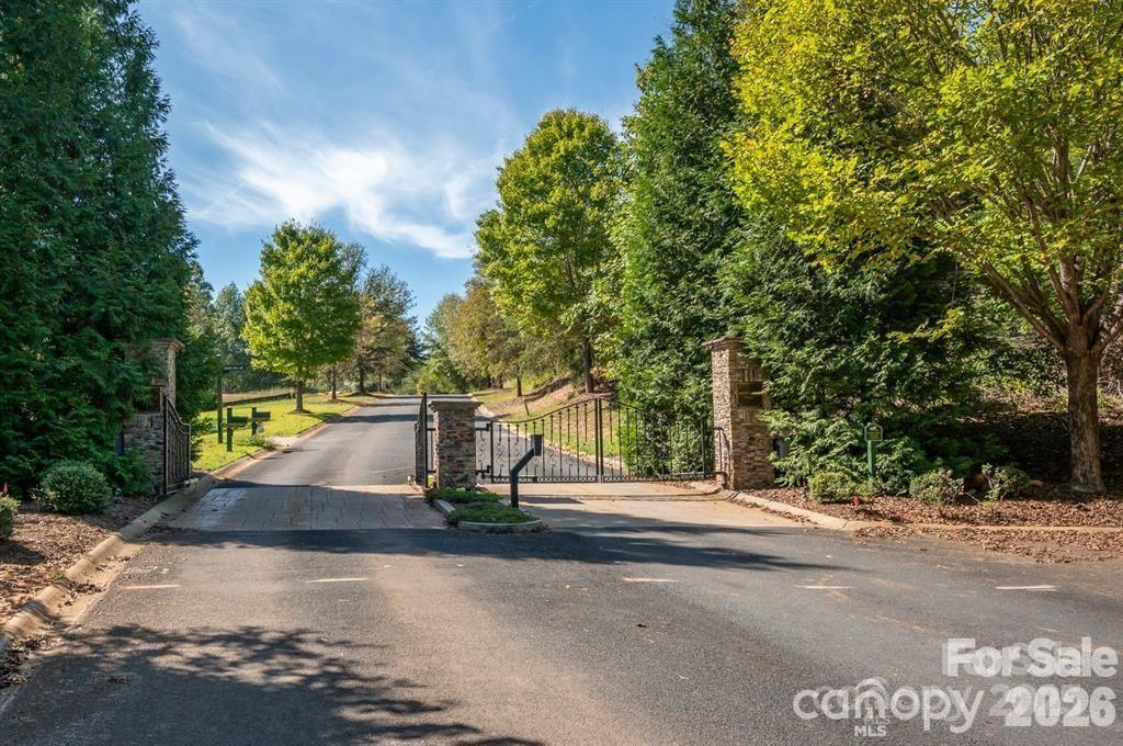 26 Mountain Parkway, Unit 26 Mill Spring, NC 28756 - Photo 2 of 7
