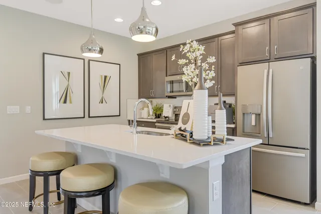 $472,101 | 95970 College Parkway, Fernandina Beach, FL 32034