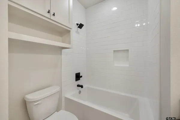 $519,000 | 15083 Sweet Spgs Drive, Tyler, TX 75703