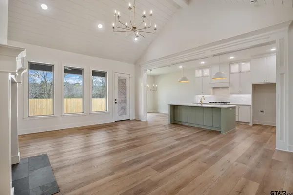 $519,000 | 15083 Sweet Spgs Drive, Tyler, TX 75703