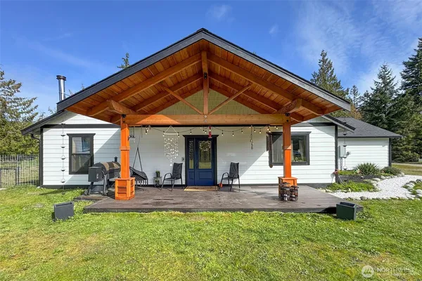 $500,000 | 10 Gretas Place, Sequim, WA 98382