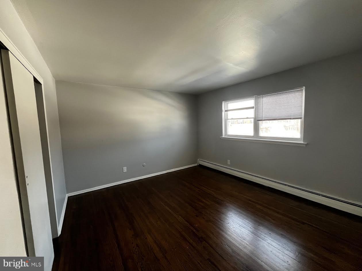 91 Oak Street, Unit C77 Clementon, NJ 08021 - Photo 8 of 12 Secondary Bedroom