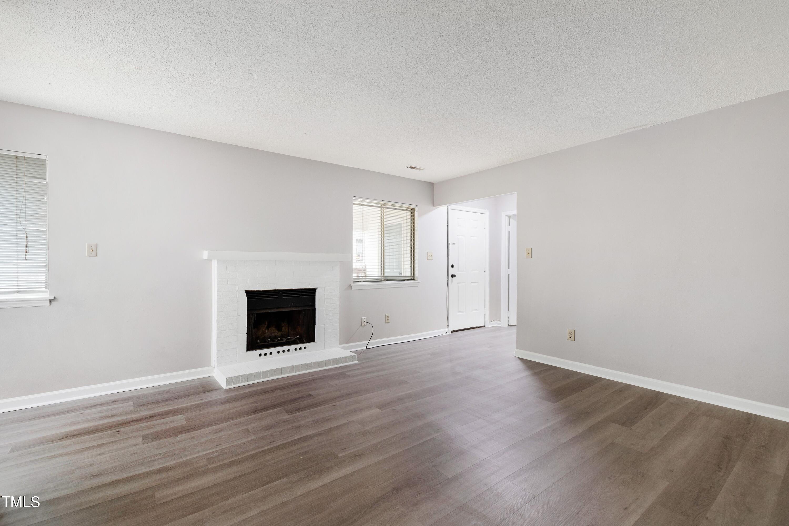 5325 Wayne Street Raleigh, NC 27606 - Photo 30 of 49 Unit D LivingRm 01