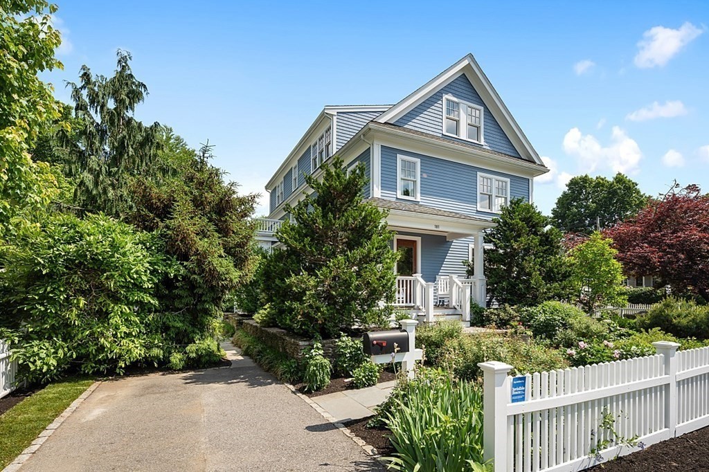 181 Everett Street Concord, MA 01742 - Photo 2 of 40