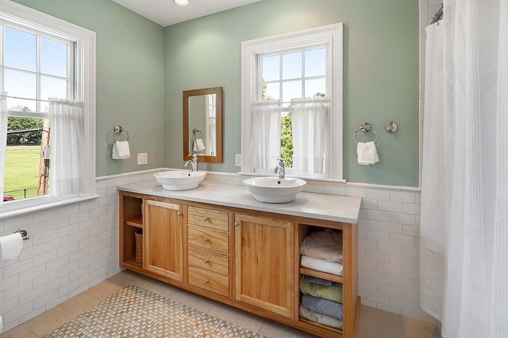 181 Everett Street Concord, MA 01742 - Photo 24 of 40