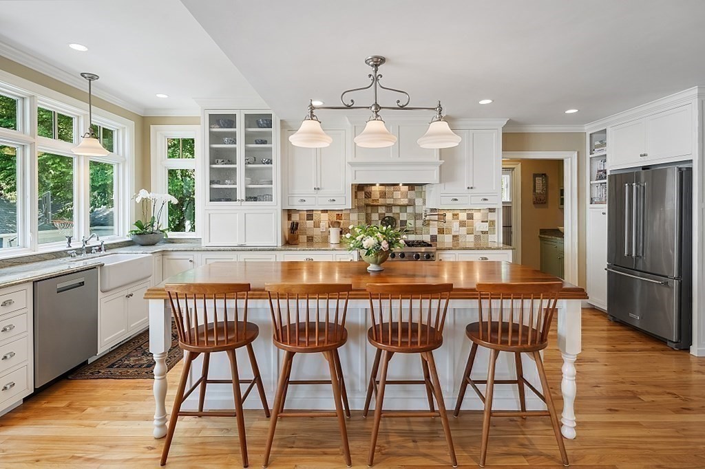 181 Everett Street Concord, MA 01742 - Photo 9 of 40