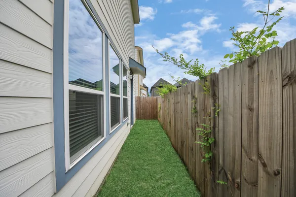 $2,200 | 2119 Esther Drive, Houston, TX 77088