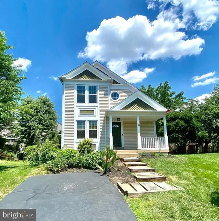 $3,200 | 18 Brookmeade Court, Sterling, VA 20165