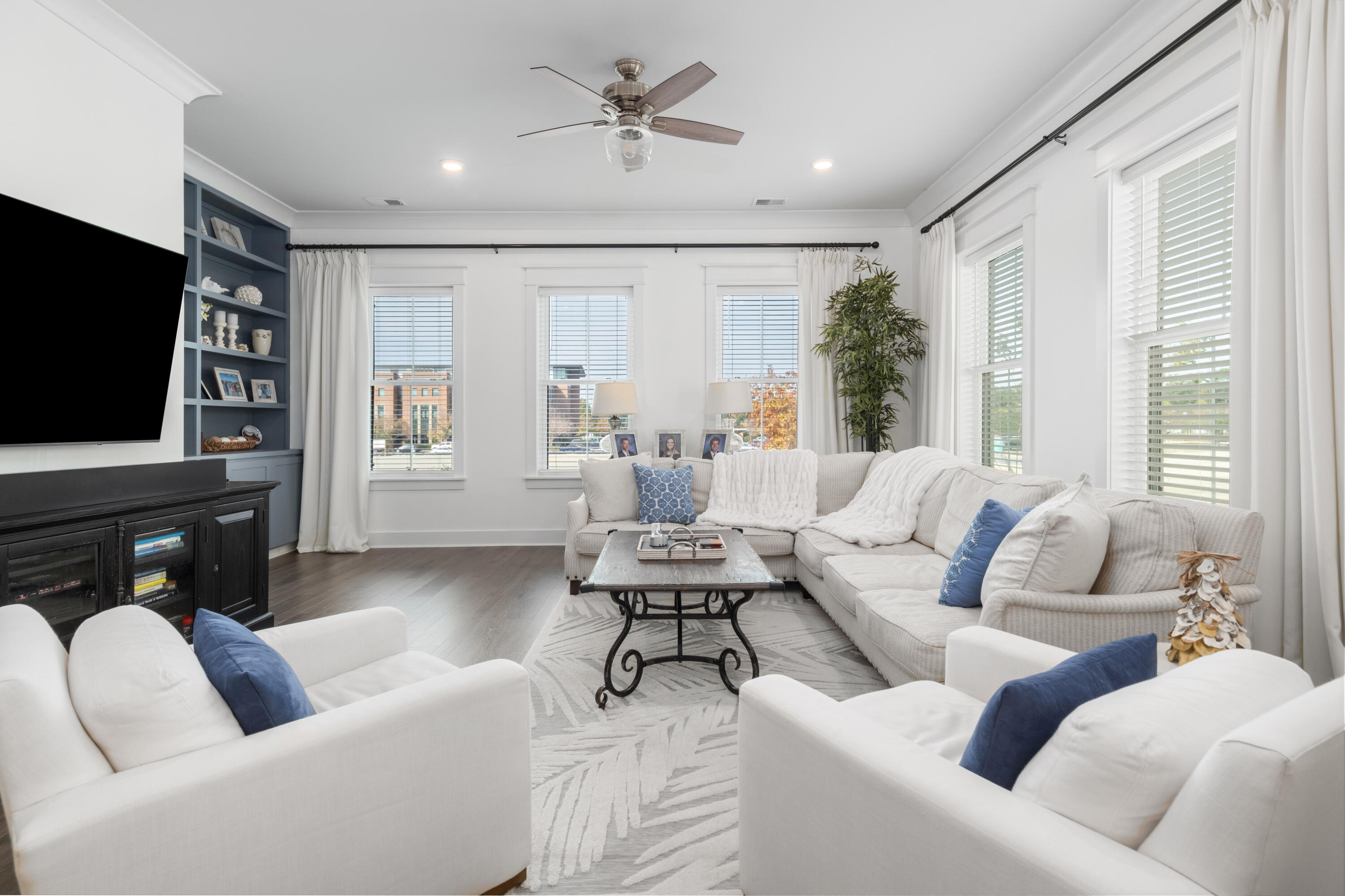 1616 Florentia St Mount Mount Pleasant, SC 29464 - Photo 16 of 38 lot of light ntia St_Eterna_Media-27