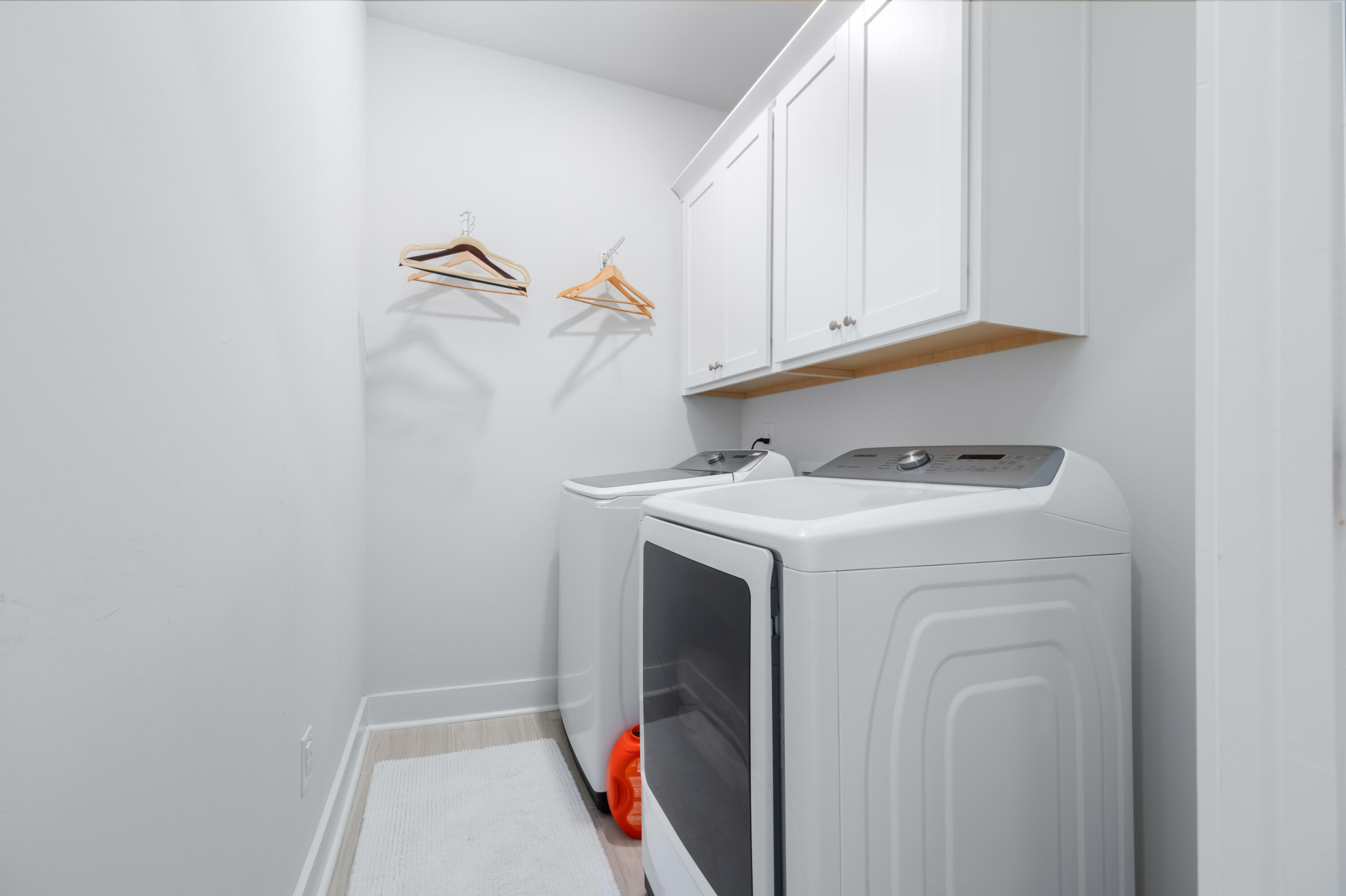 1616 Florentia St Mount Mount Pleasant, SC 29464 - Photo 26 of 38 laundry room