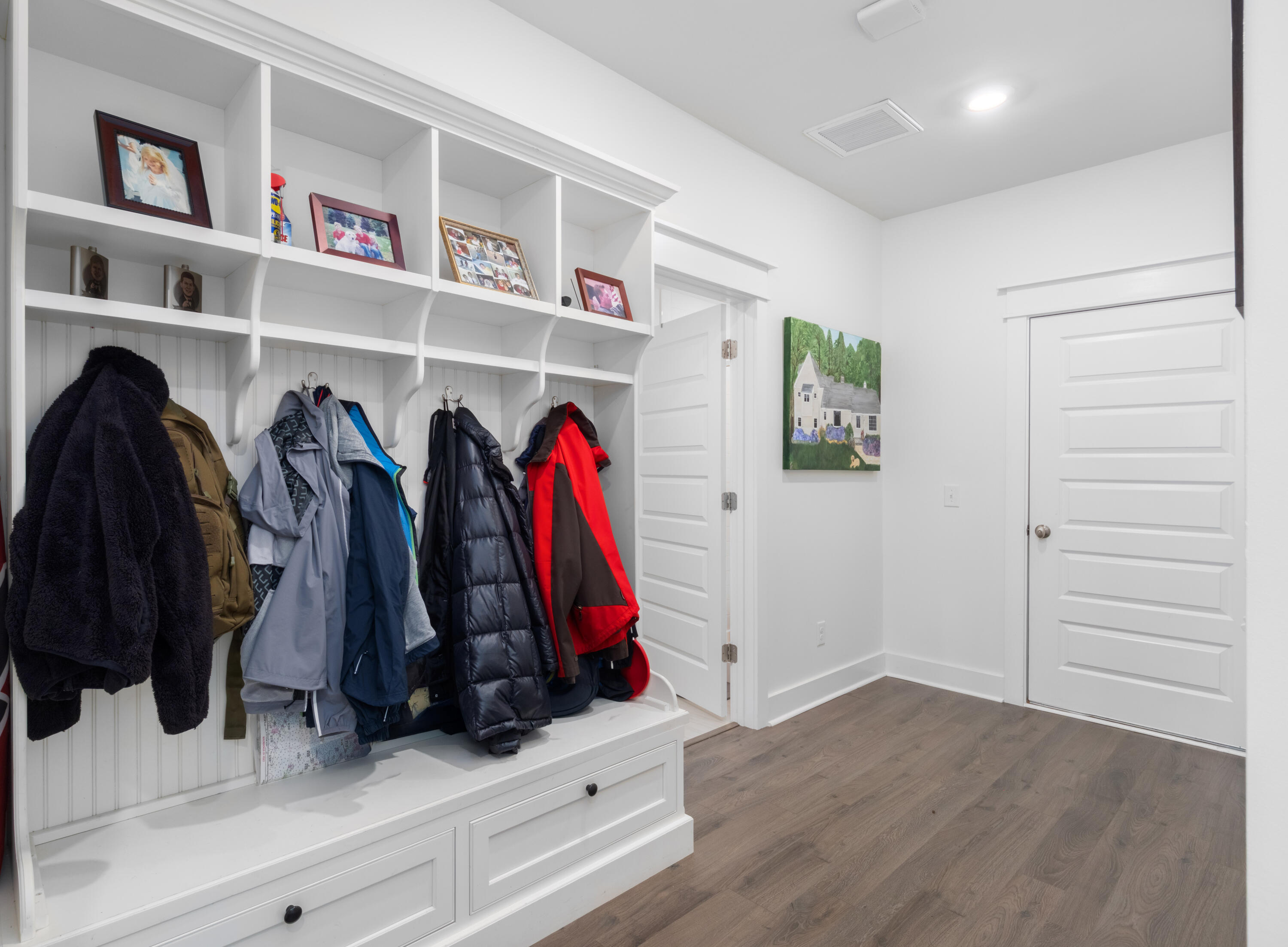 1616 Florentia St Mount Mount Pleasant, SC 29464 - Photo 8 of 38 first floor drop area