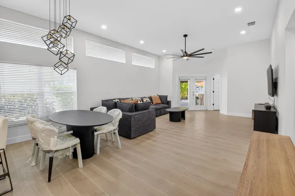 $8,500 | 1095 Anchor Point, Delray Beach, FL 33444