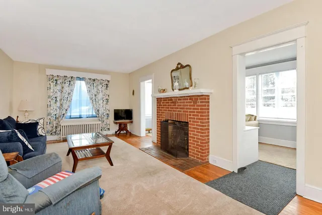 $3,500 | 3728 Brunswick Pike, Princeton, NJ 08540