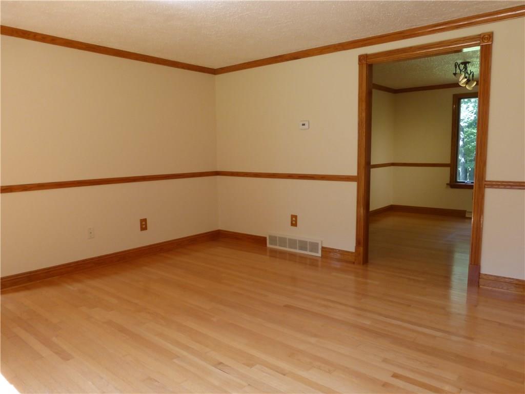 237 Foxglove Road Baden, PA 15005 - Photo 12 of 25