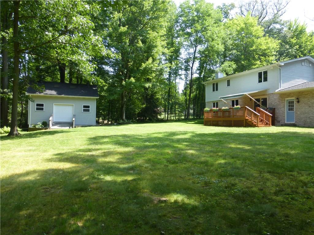 237 Foxglove Road Baden, PA 15005 - Photo 3 of 25