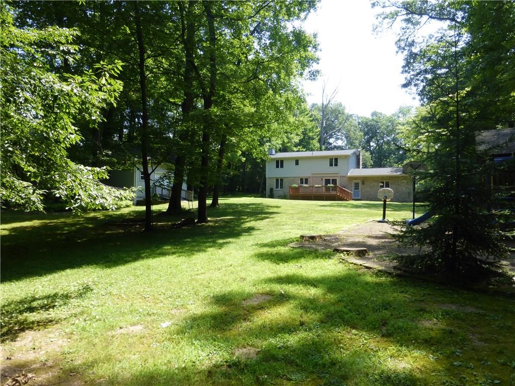 237 Foxglove Road Baden, PA 15005 - Photo 4 of 25