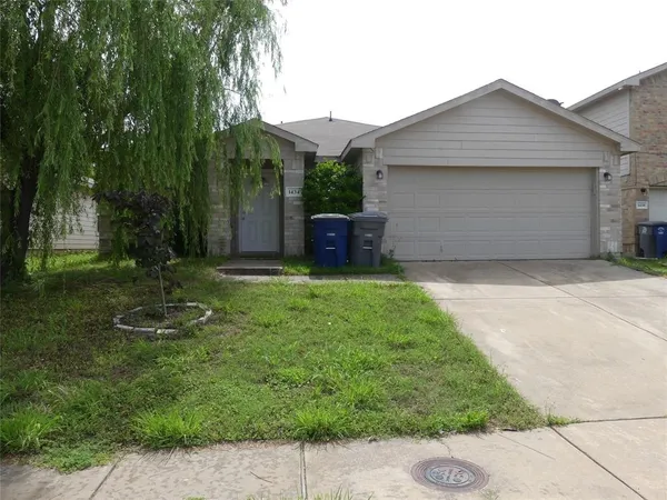 $2,095 | 1434 Mission Hills Lane, Dallas, TX 75217