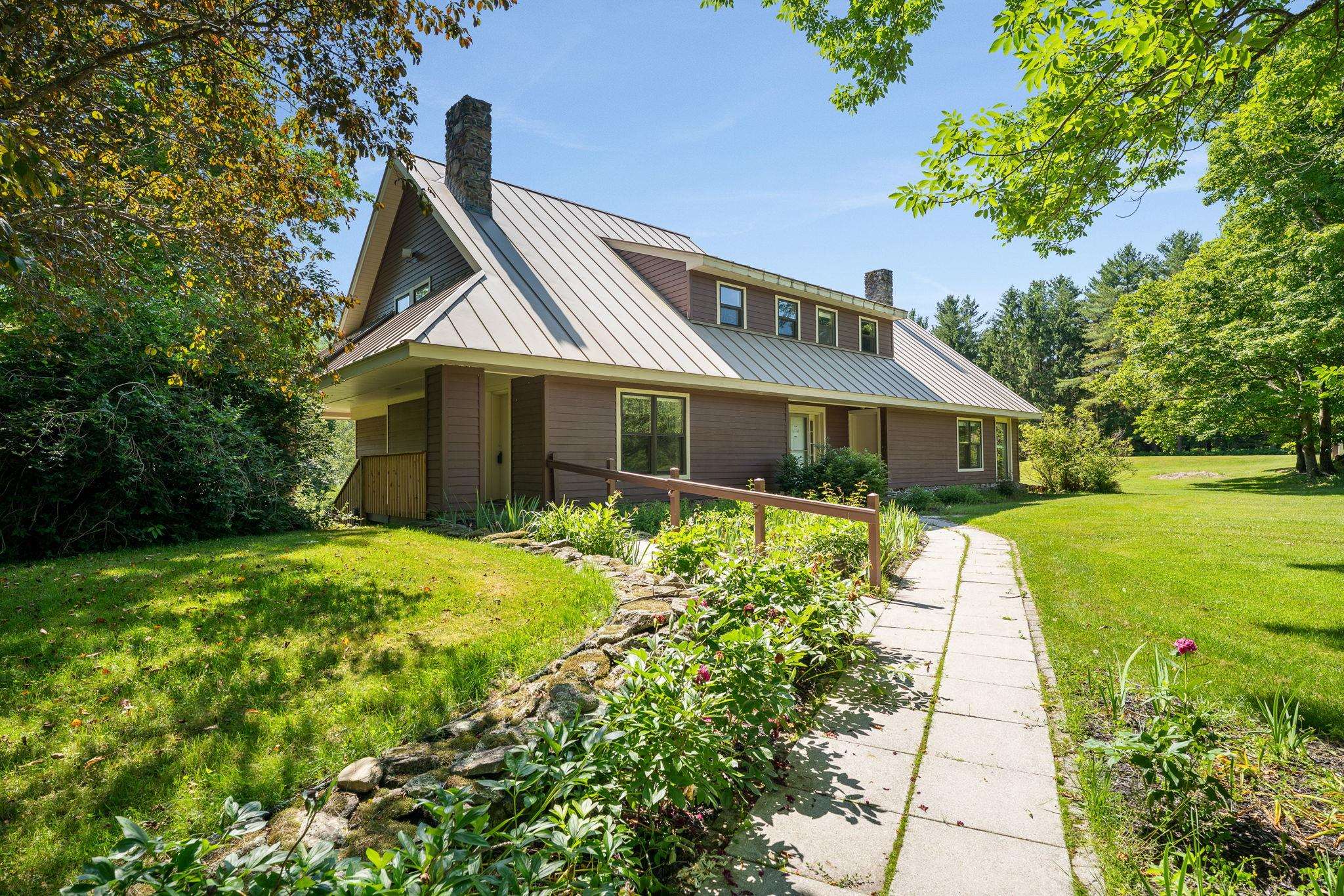 464 Pleasant Valley Road Underhill, VT 05489 - Photo 2 of 60 Gallery Image 2