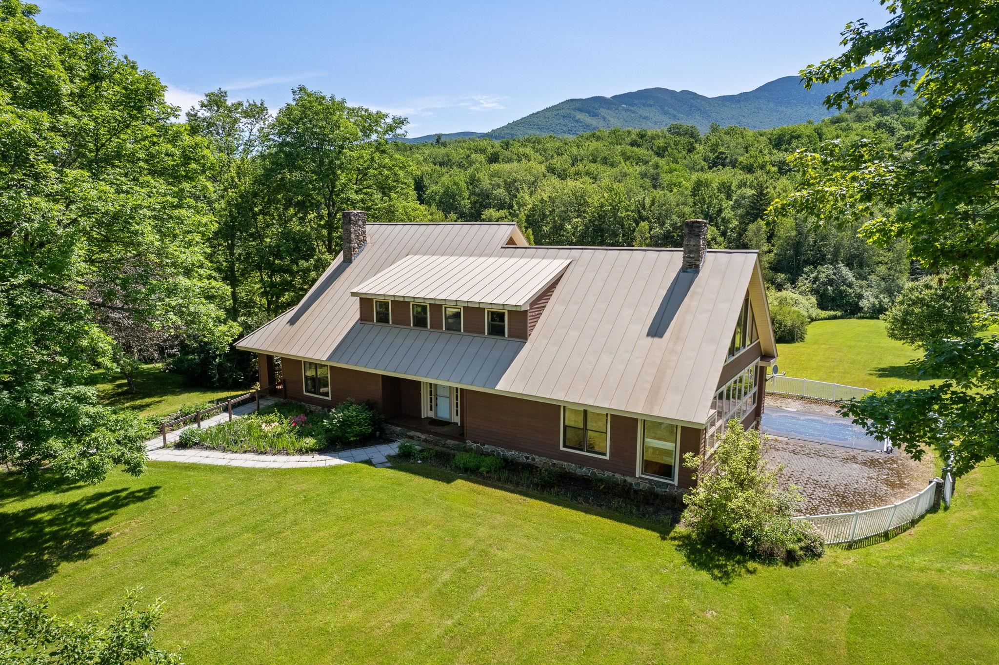 464 Pleasant Valley Road Underhill, VT 05489 - Photo 4 of 60 Gallery Image 4
