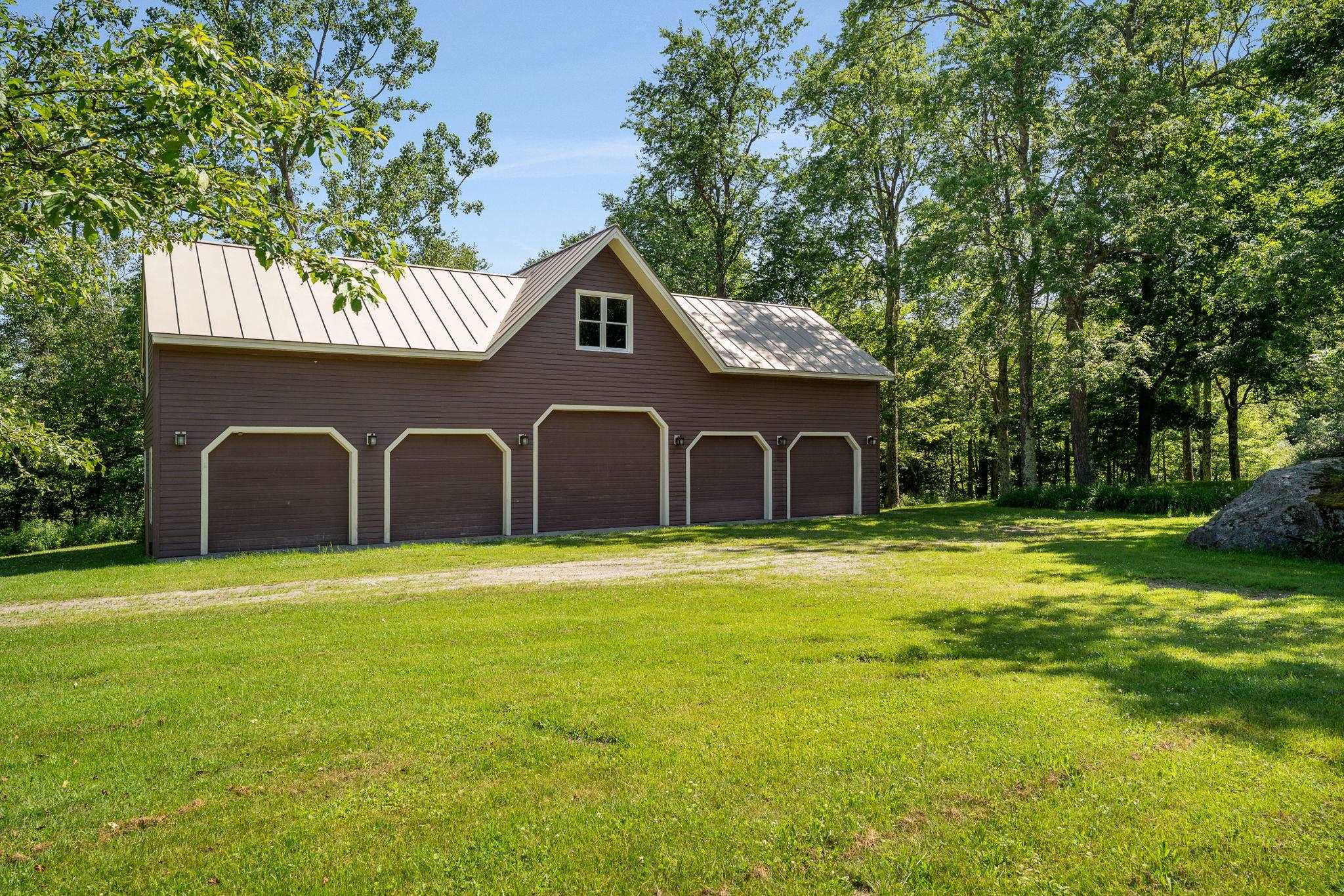 464 Pleasant Valley Road Underhill, VT 05489 - Photo 6 of 60 Gallery Image 6