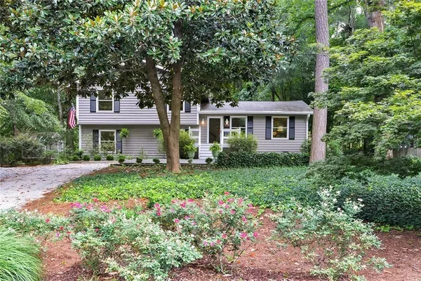 $3,200 | 130 Cains Cove Drive, Alpharetta, GA 30009