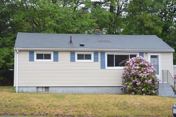 3 Tremlett Road Billerica, MA 01821 - Photo 2 of 11