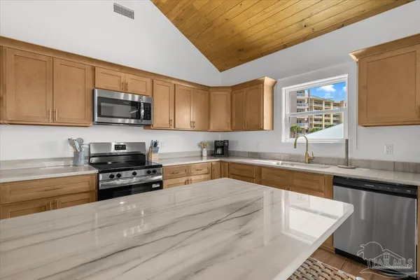 $899,999 | 1367 Sandy Lane, Gulf Shores, AL 36542