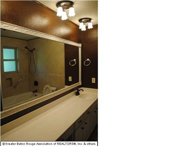 9180 North Ridgewood Drive Baton Rouge, LA 70814 - Photo 8 of 21 Gallery Image 8