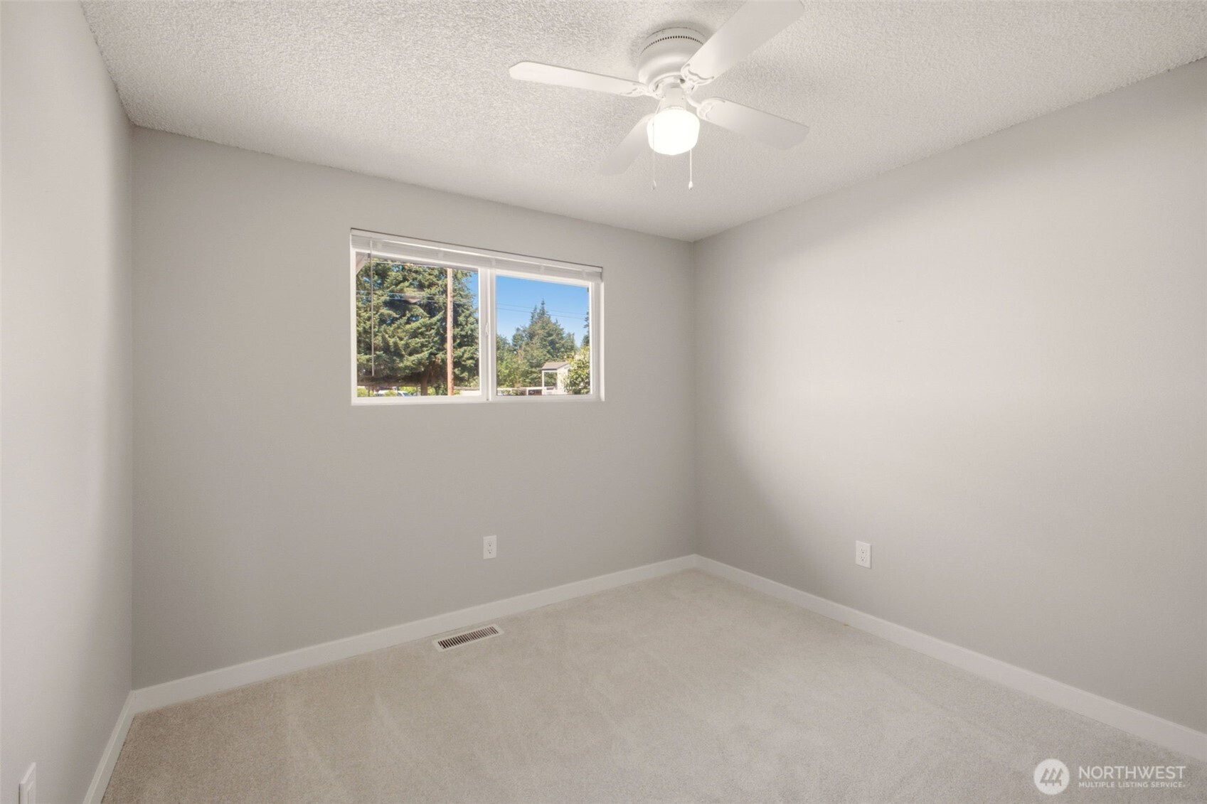 22426 3rd Place West Bothell, WA 98021 - Photo 18 of 39