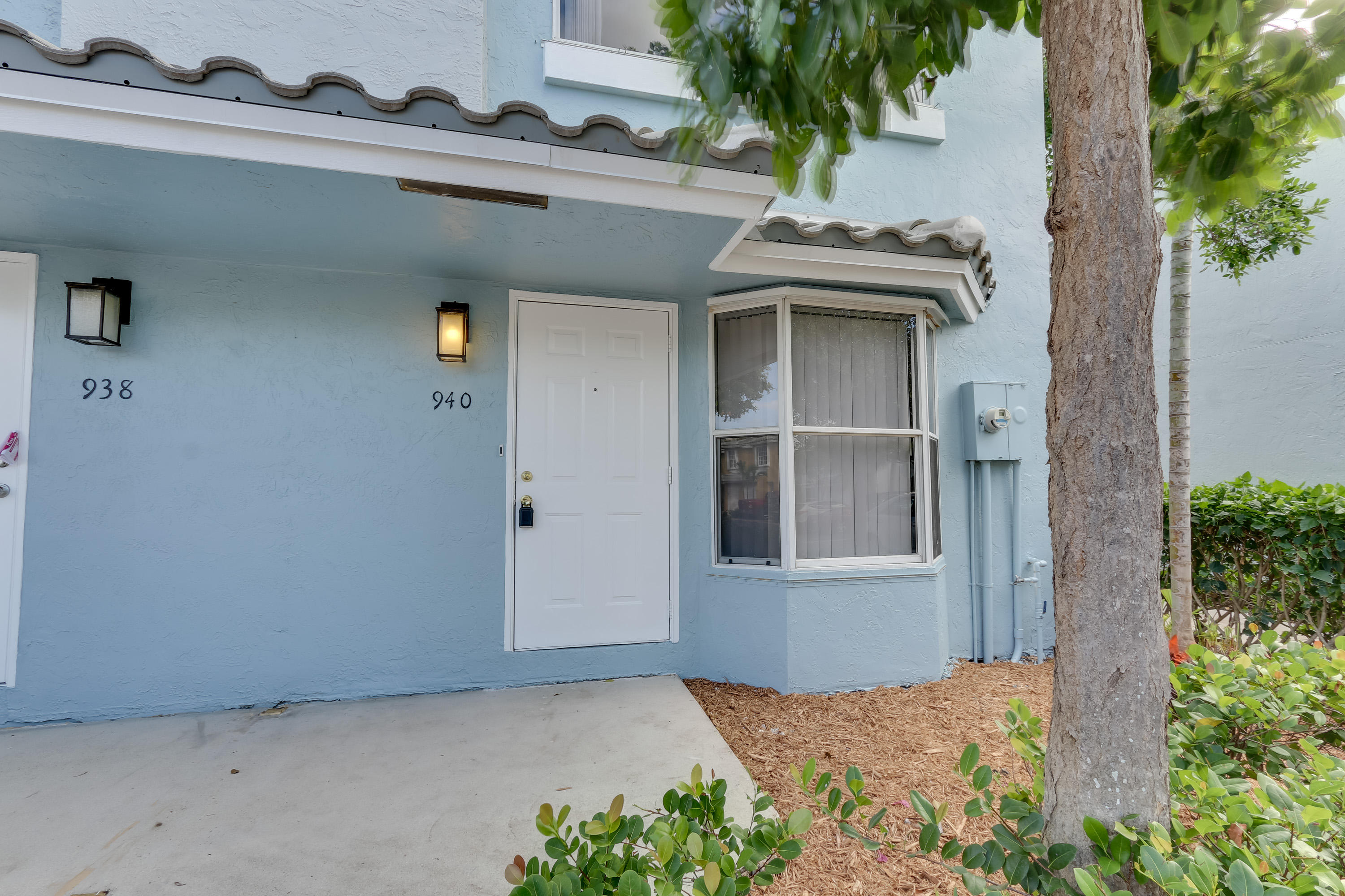 940 Jeffery Street Boca Raton, FL 33487 - Photo 1 of 45 Untitled-1