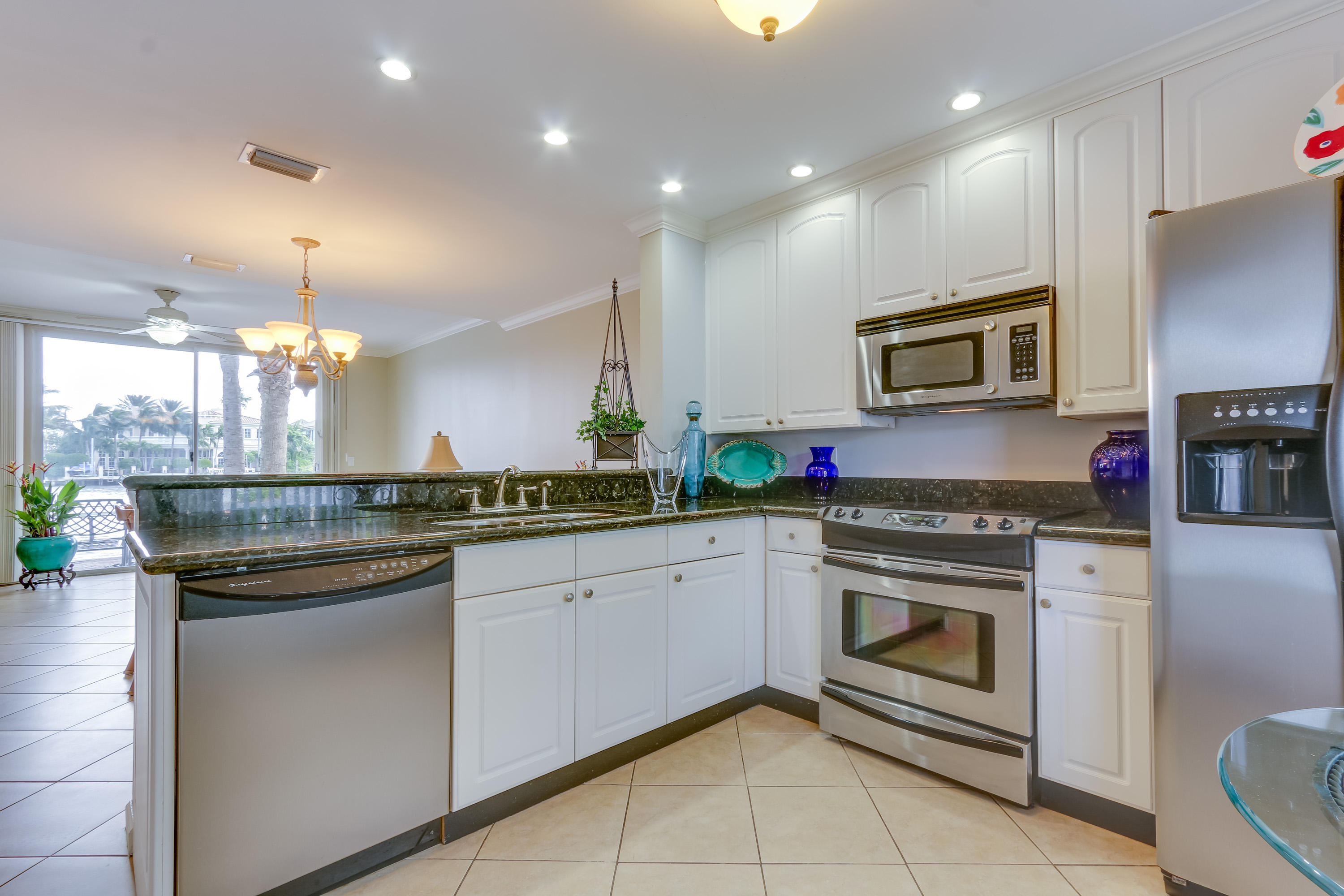 940 Jeffery Street Boca Raton, FL 33487 - Photo 6 of 45 Untitled-4