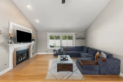$435,000 | 30W676 Woodewind Drive, Naperville, IL 60563