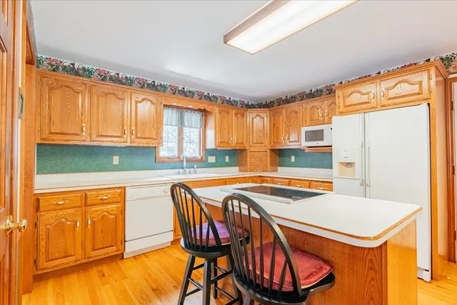 $549,000 | 5897 Country Meadow Lane, Clinton, IL 61727