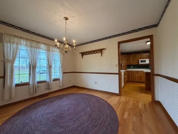 $500,000 | 5897 Country Meadow Lane, Clinton, IL 61727