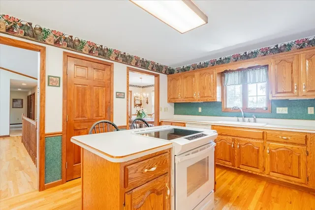 $549,000 | 5897 Country Meadow Lane, Clinton, IL 61727