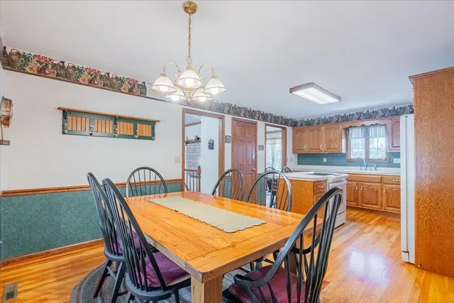 $549,000 | 5897 Country Meadow Lane, Clinton, IL 61727