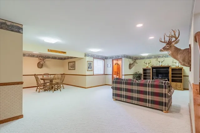 $549,000 | 5897 Country Meadow Lane, Clinton, IL 61727