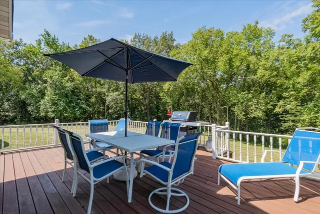 $549,000 | 5897 Country Meadow Lane, Clinton, IL 61727