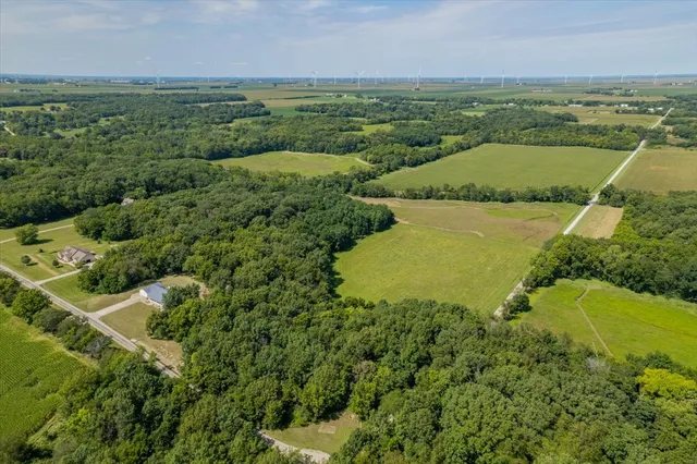 $549,000 | 5897 Country Meadow Lane, Clinton, IL 61727