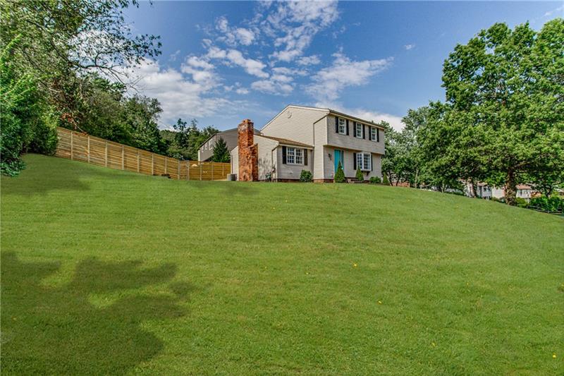 3130 Haberlein Road Gibsonia, PA 15044 - Photo 3 of 23 Gallery Image 3