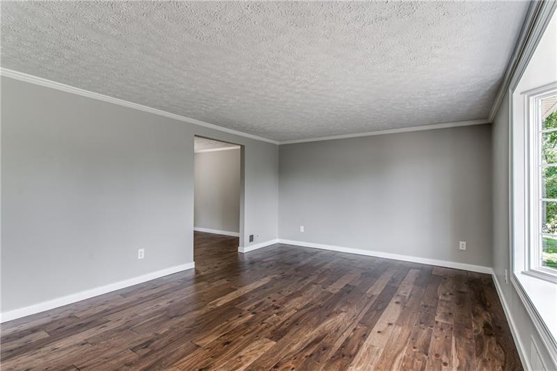3130 Haberlein Road Gibsonia, PA 15044 - Photo 5 of 23 Gallery Image 5