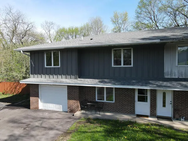 $2,400 | 23622 Smithtown Road, Excelsior, MN 55331