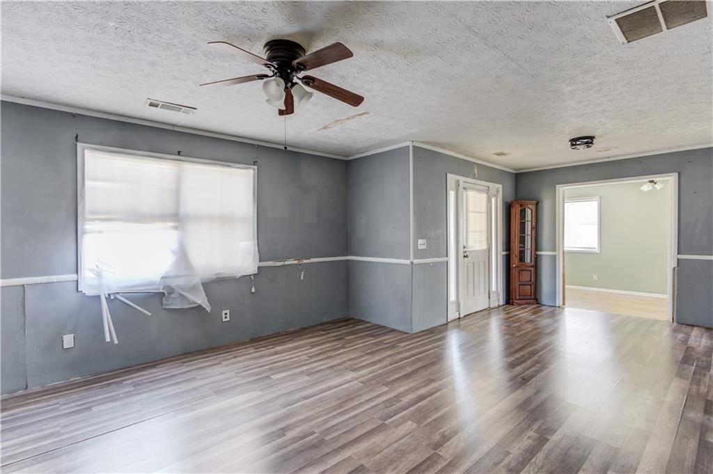 362 Dixie Red Avenue Jefferson, GA 30549 - Photo 6 of 31