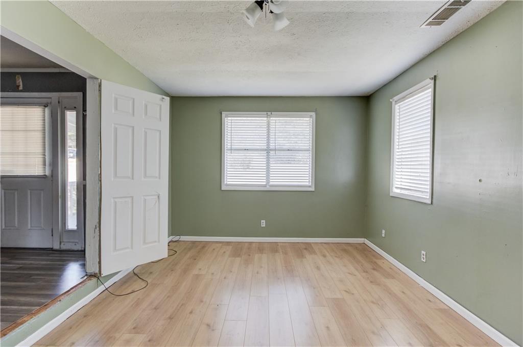 362 Dixie Red Avenue Jefferson, GA 30549 - Photo 9 of 31